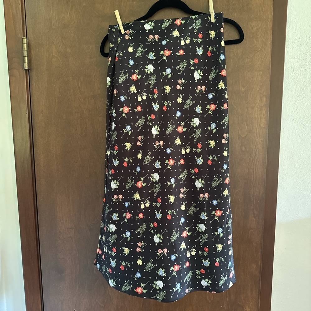 Francesca's Black Floral Skirt